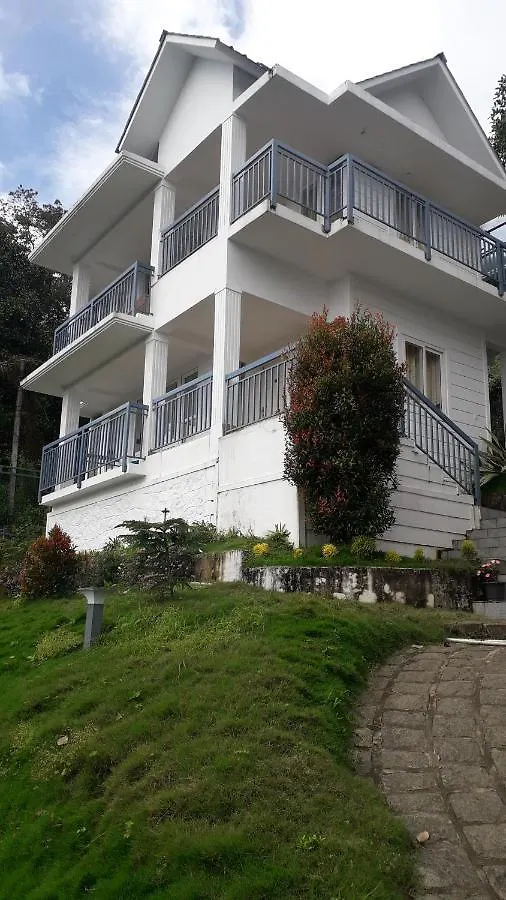 ***  Casa Nube Hotel Munnar India