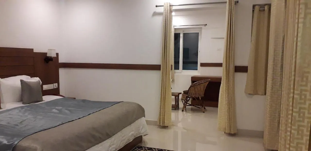 ***  Casa Nube Hotel Munnar India